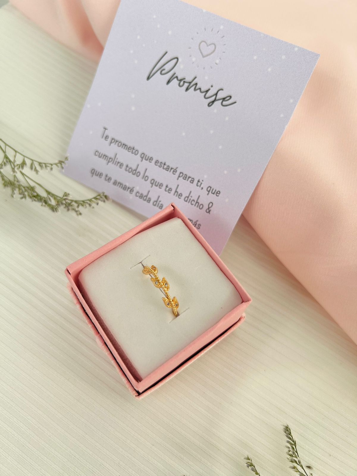 A038 Anillo hojitas